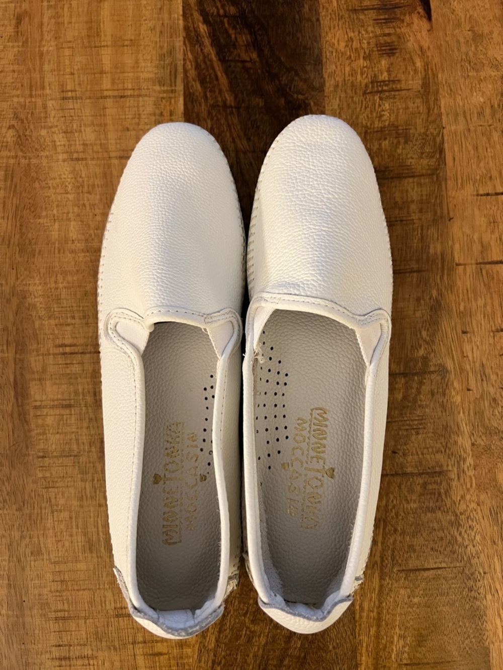 Minnetonka White and Brown Textured Sole Slip-Ons